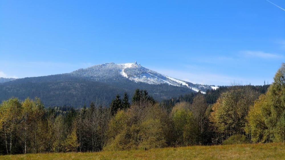 Bayerisches Eisenstein Naturpark Bayerischer Wald  Rosemarie Zoglauer/ VDN