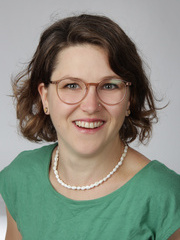 Nina Faschian Nina Faschian